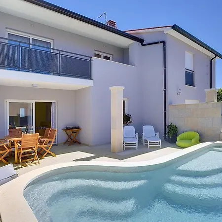 House Baldini Banjole