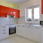 بيت للعطل House Baldini بنجول