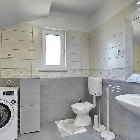 House Baldini Banjole